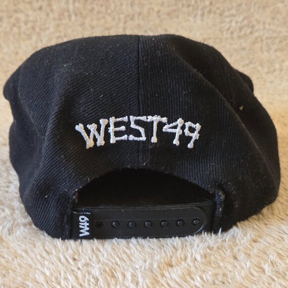 West49 Youth Snapback – Evolve Camps, Canadian - Picture 2 of 4